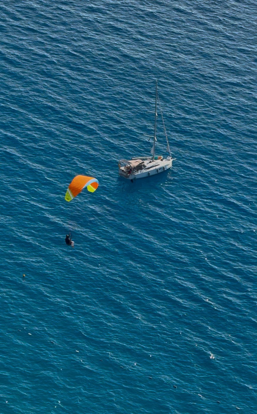 hobby GT acro paraglider in flight